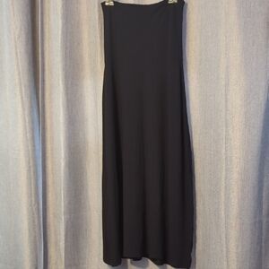 Savvi Med/Lrg Black Maxi Skirt